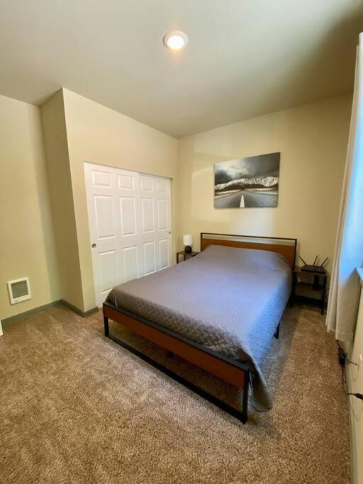 New Modern Cabin! 5Mi To Mt Rainier National Park! Hot Tub & Wifi Ashford Zewnętrze zdjęcie